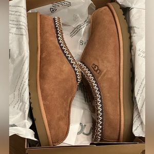 UGG Men’s Tasman Slippers
